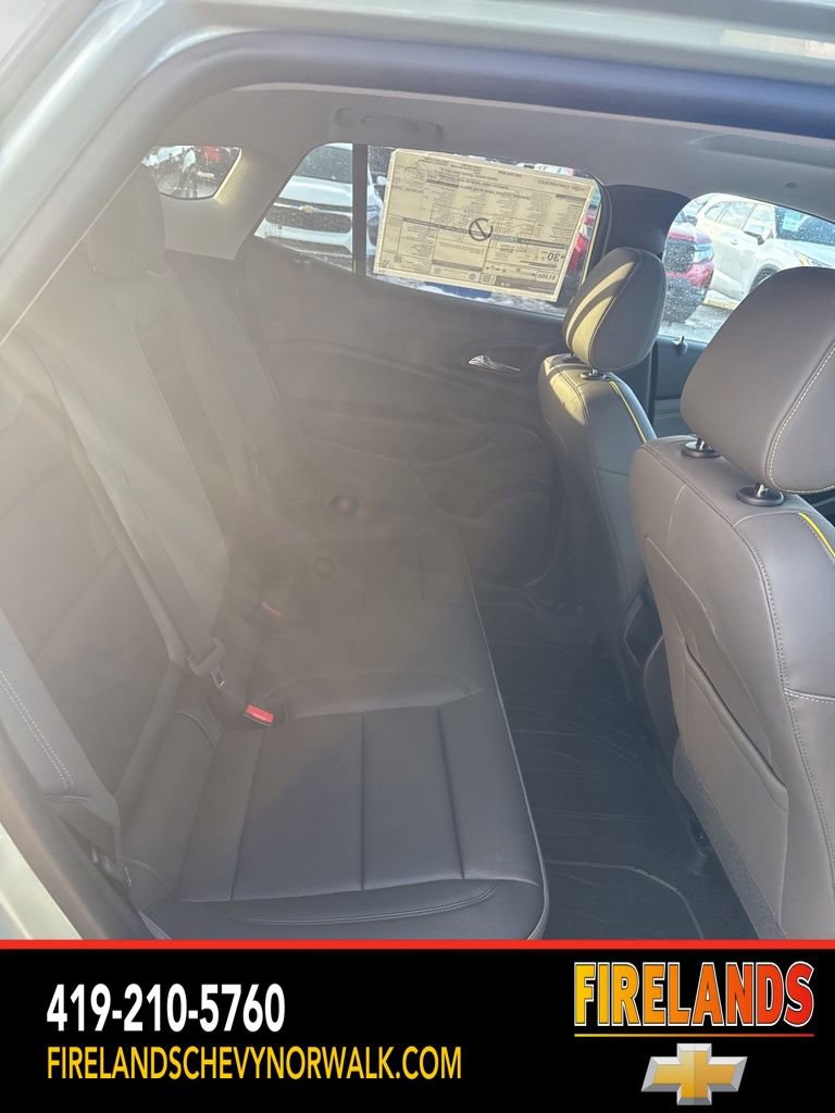 New 2026 Chevrolet Trax ACTIV w/ Sunroof Package image 88