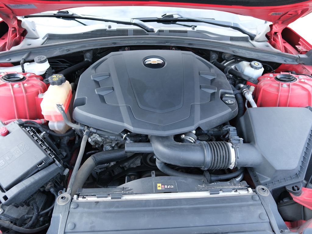 Used 2017 Chevrolet Camaro LT RWD image 30