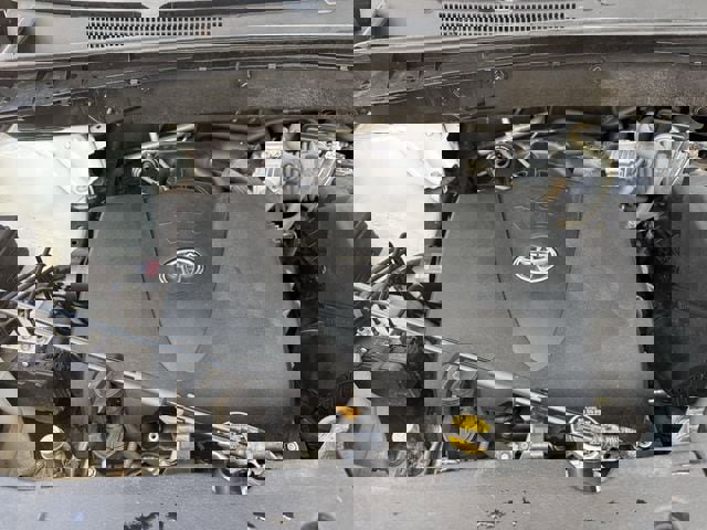 Used 2017 Toyota Highlander SE w/ Carpet Mat Package AWD/4WD image 35