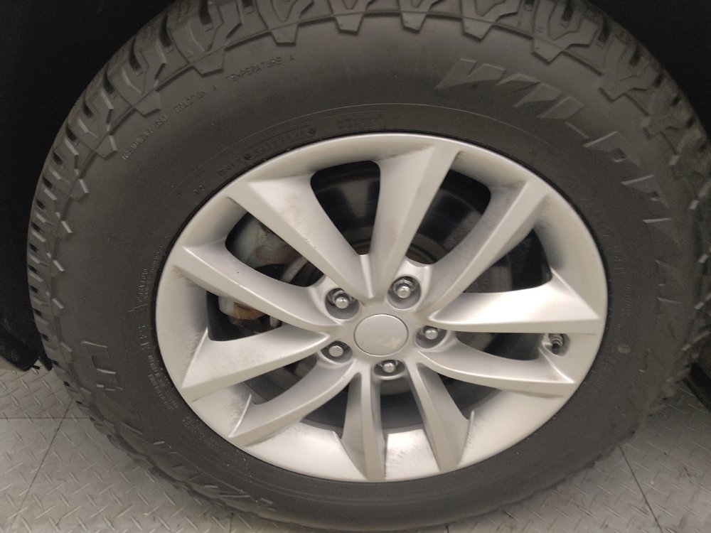 Used 2018 Kia Sorento FWD image 31