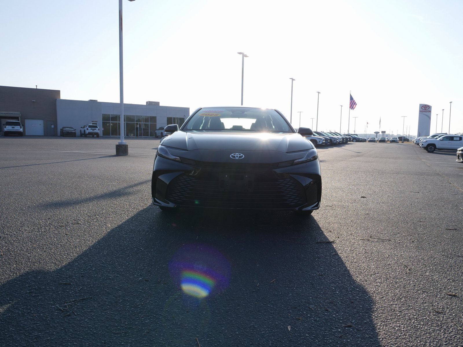 Used 2025 Toyota Camry LE image 9