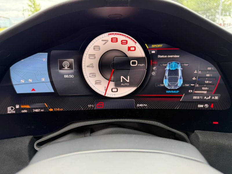 Used 2021 Ferrari Roma RWD image 27