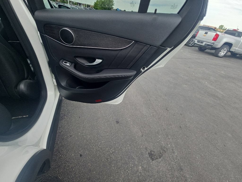 Used 2022 Mercedes-Benz GLC 300 4MATIC image 30
