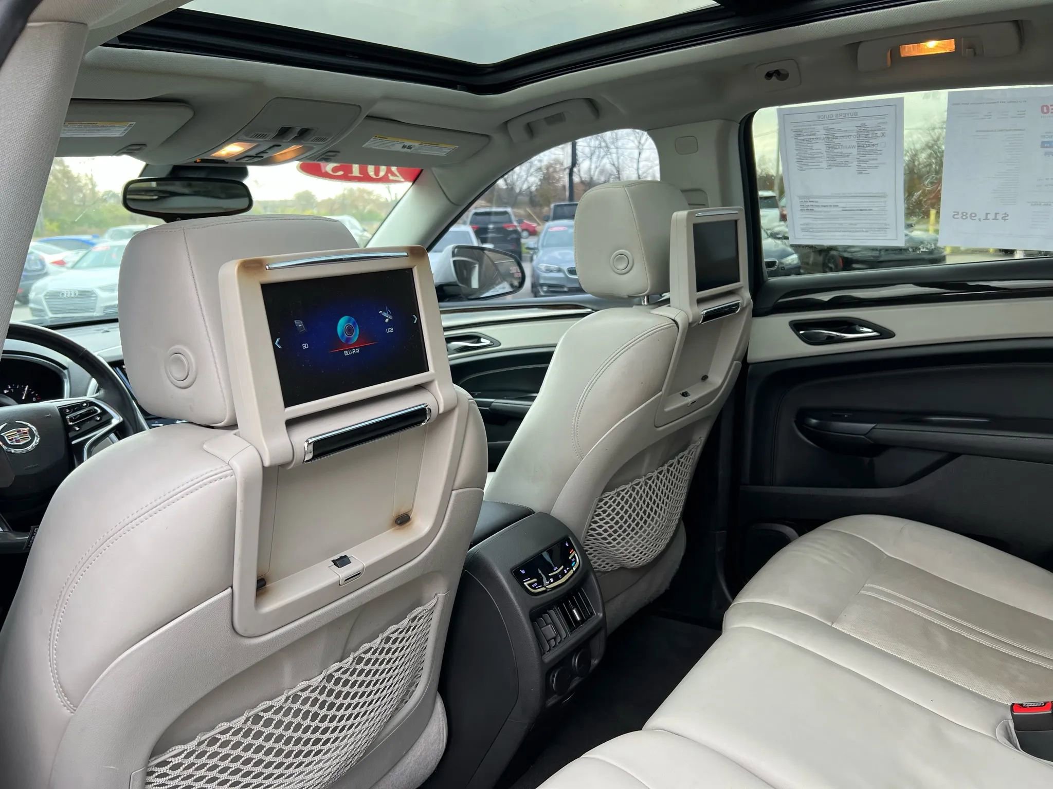 Used 2013 Cadillac SRX Premium image 25