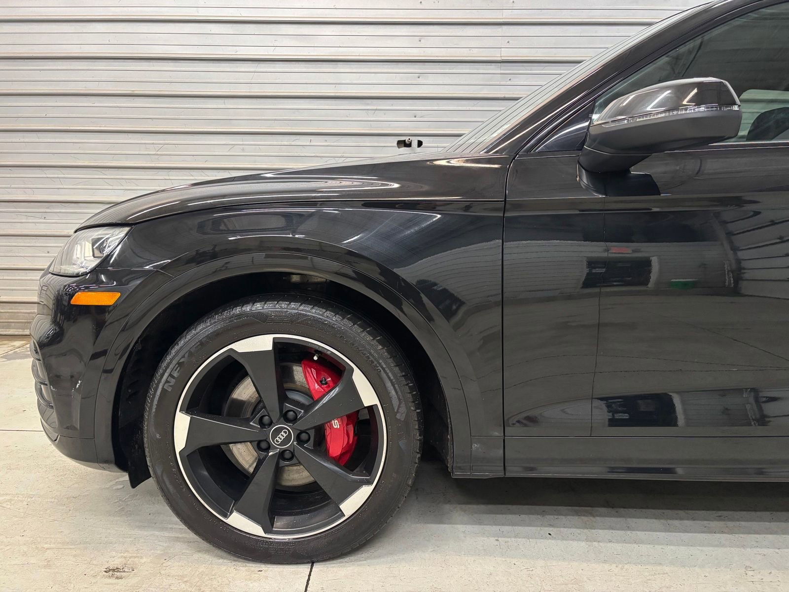 Used 2020 Audi SQ5 Premium Plus w/ Premium Plus Package AWD/4WD image 4