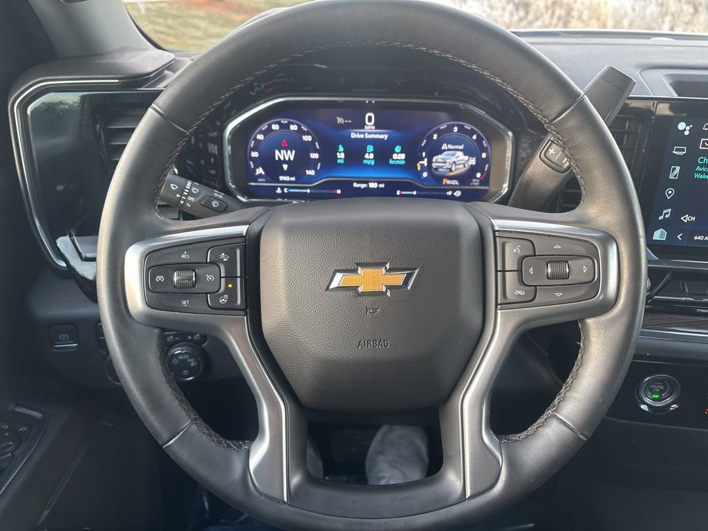 Used 2024 Chevrolet Silverado 1500 LT image 20