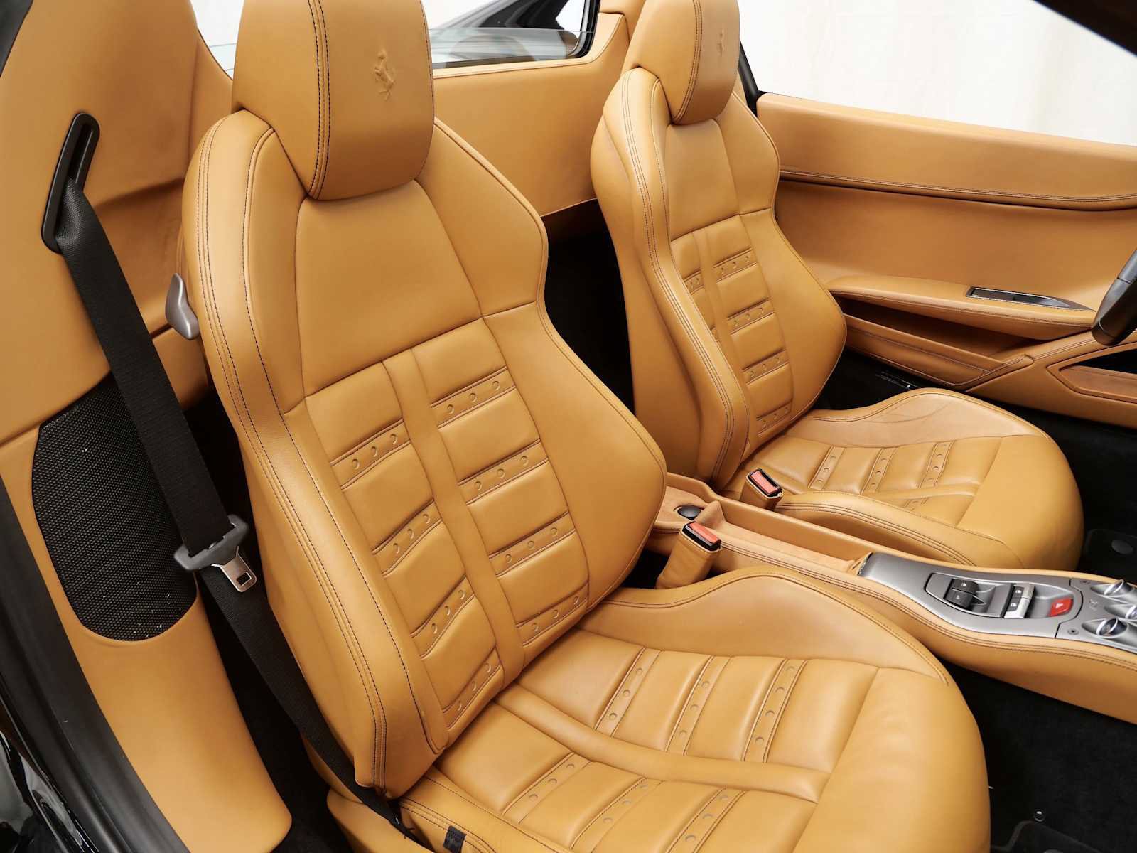 Certified 2015 Ferrari 458 Spider image 17