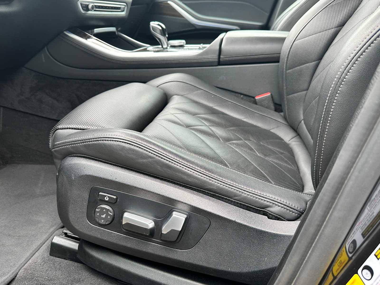 Used 2023 BMW X5 xDrive45e image 22