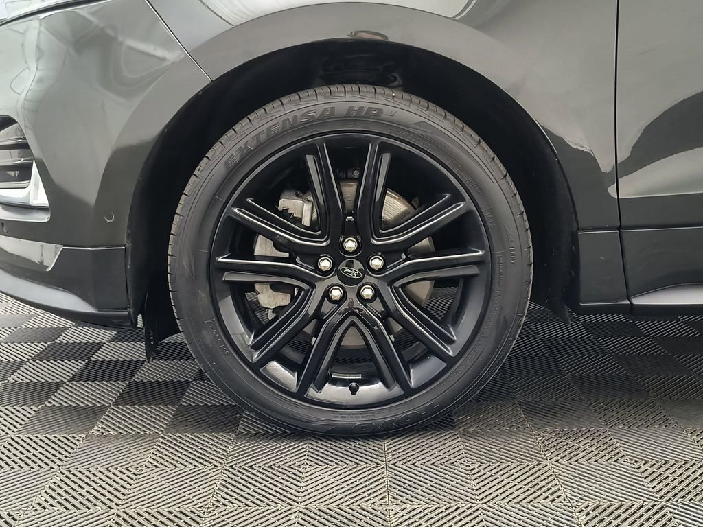 Used 2022 Ford Edge ST w/ Equipment Group 401A image 11
