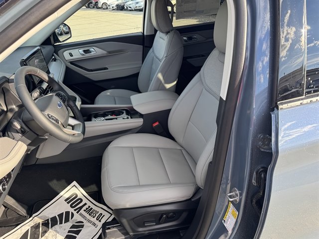 New 2026 Ford Explorer Active image 18