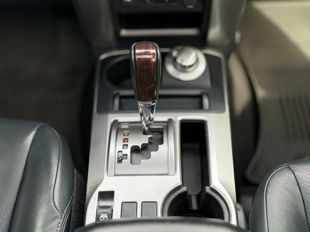 Used 2022 Toyota 4Runner Limited AWD/4WD image 27