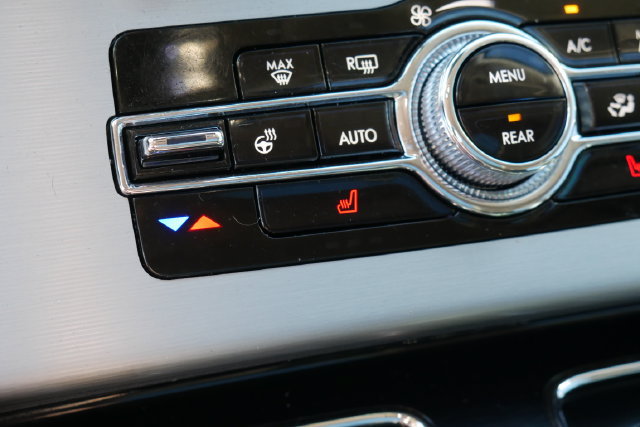 Used 2024 Lincoln Aviator AWD w/ Premium Package image 6
