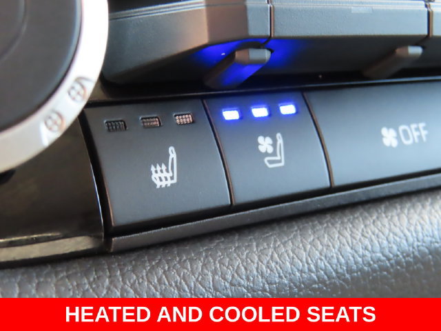 Used 2023 Toyota Tundra Limited AWD/4WD image 6