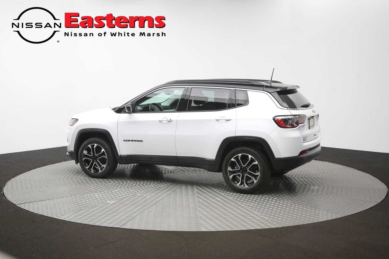 Used 2022 Jeep Compass Limited AWD/4WD image 61