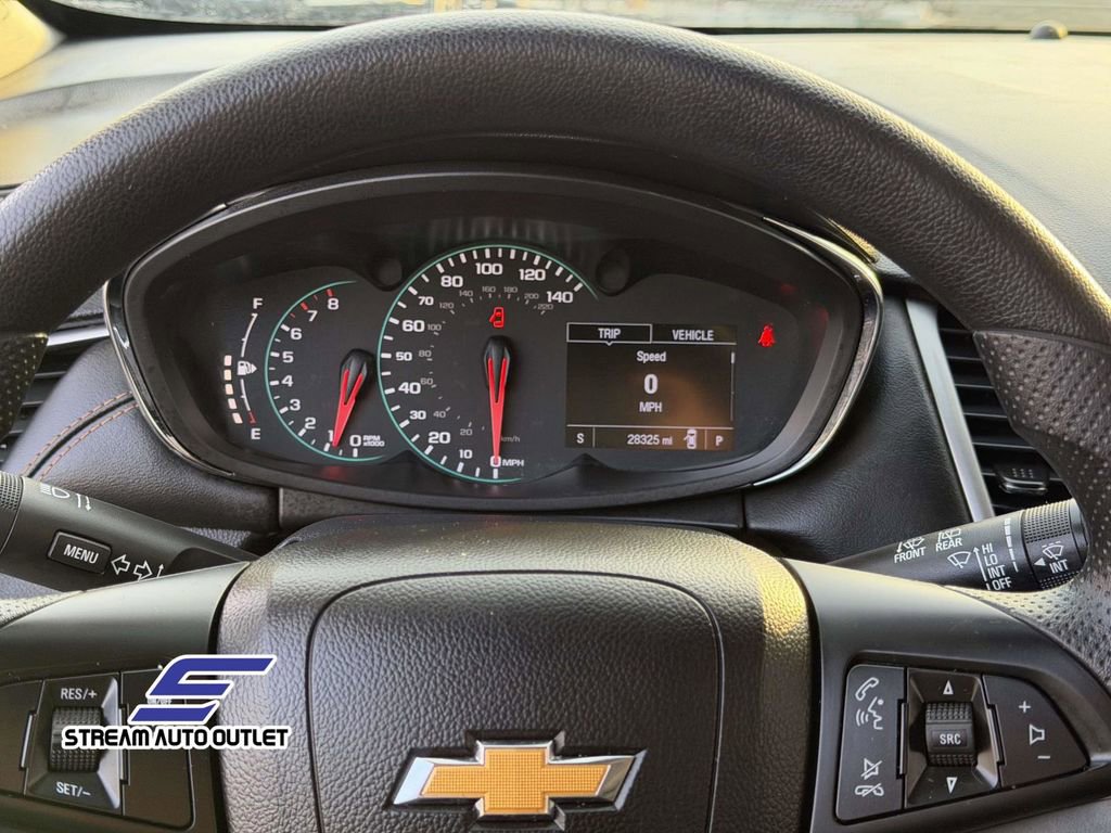 Used 2021 Chevrolet Trax LS w/ Tint and Cruise Package image 32