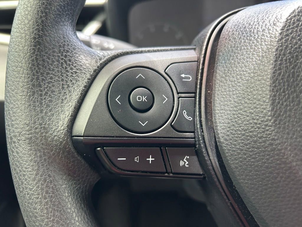 Used 2023 Toyota Corolla LE FWD image 20