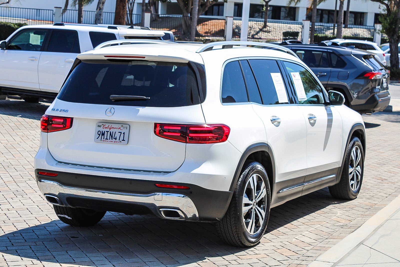 Used 2024 Mercedes-Benz GLB 250 image 7
