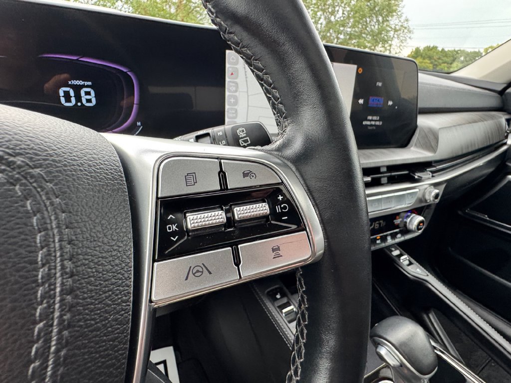 Used 2024 Kia Telluride EX w/ EX Captain's Chair Package AWD/4WD image 33