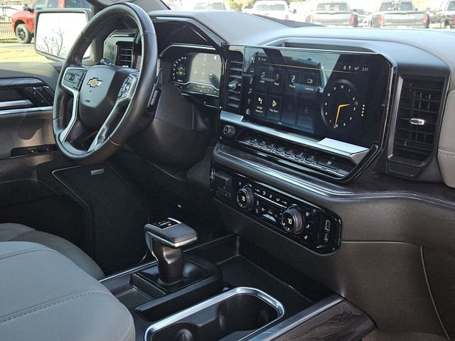 Used 2023 Chevrolet Silverado 1500 LTZ image 36