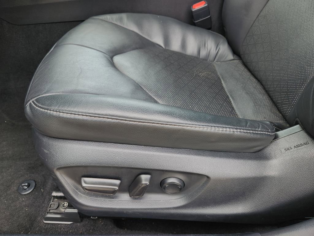 Used 2024 Toyota Camry XSE FWD image 29