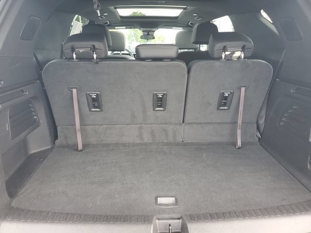 Certified 2025 Chevrolet Traverse LT w/ Sun and Wheel Package AWD/4WD image 7
