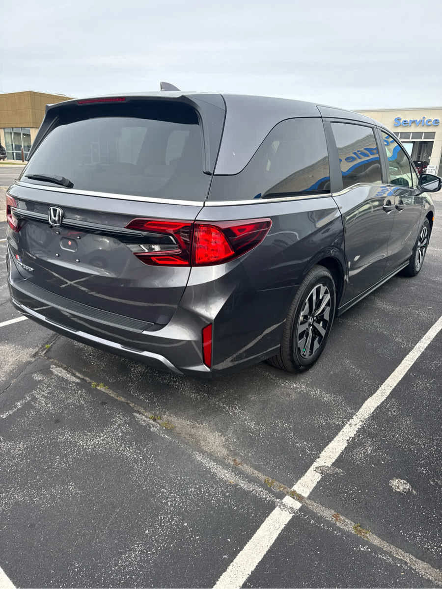 New 2027 Honda Odyssey EX-L image 15