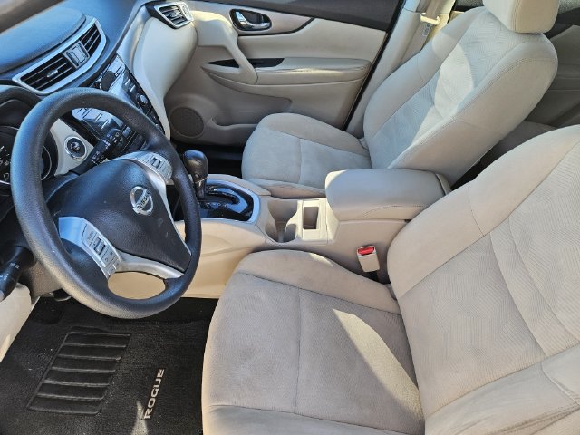 Used 2016 Nissan Rogue SV AWD/4WD image 13