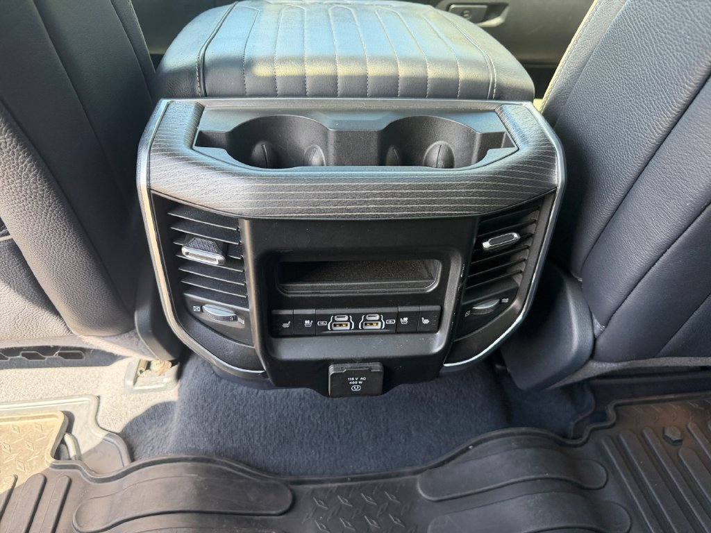 Used 2023 RAM 1500 Limited AWD/4WD image 17