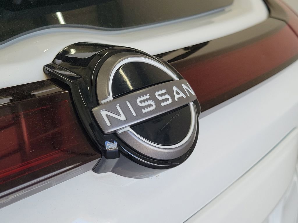 Used 2023 Nissan Kicks SV image 10