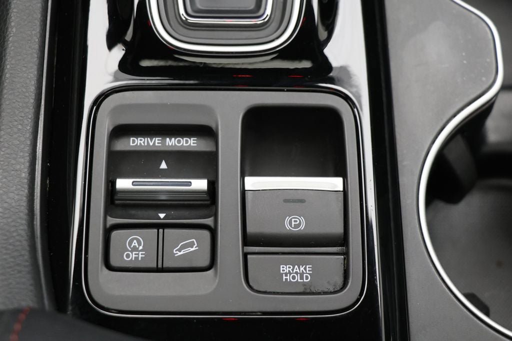 Used 2025 Honda Pilot Black Edition image 30