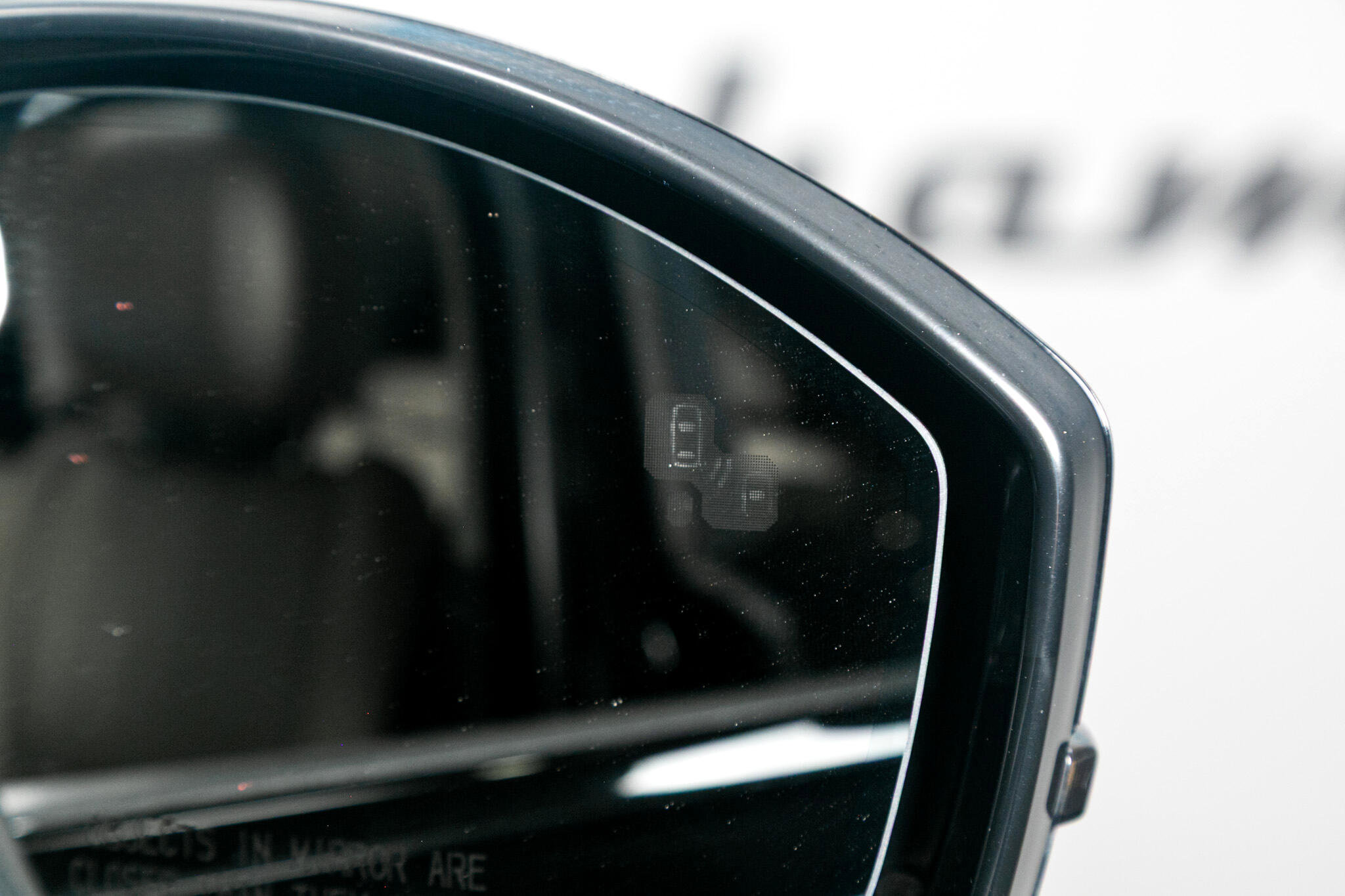 Used 2020 Land Rover Range Rover Velar S image 33