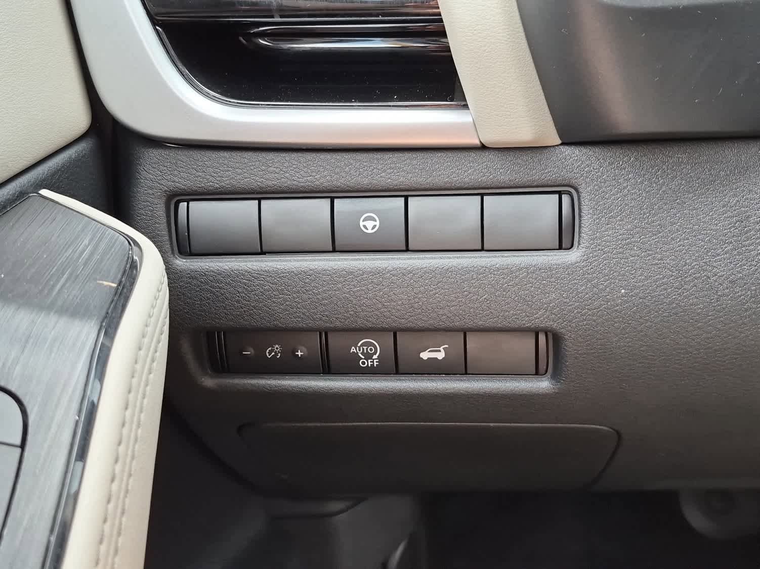 Used 2024 Nissan Rogue SL w/ SL Premium Package image 19
