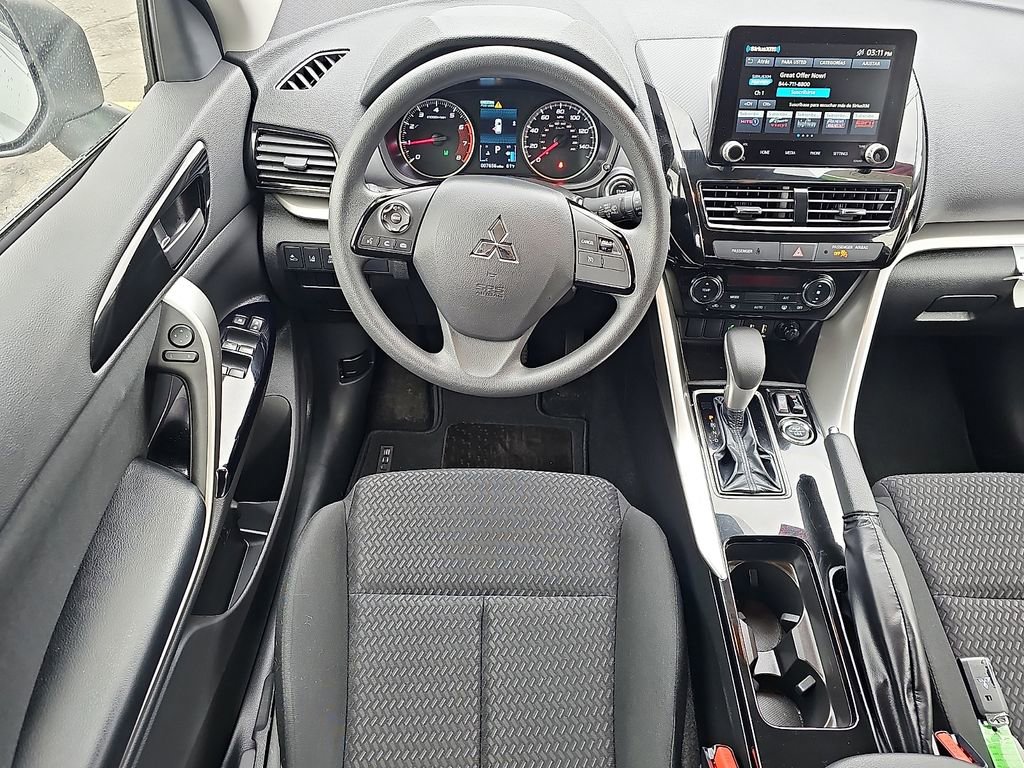 Used 2025 Mitsubishi Eclipse Cross LE image 11