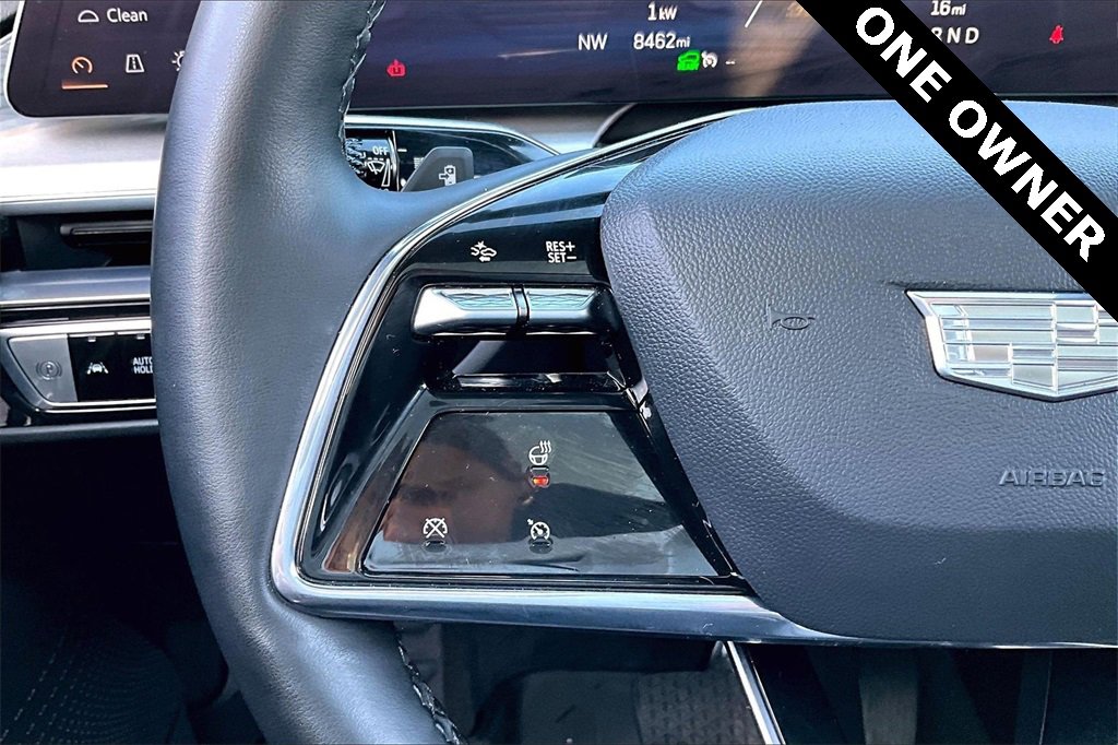 Used 2024 Cadillac Lyriq Luxury w/ LPO, Floor Liner Package image 20