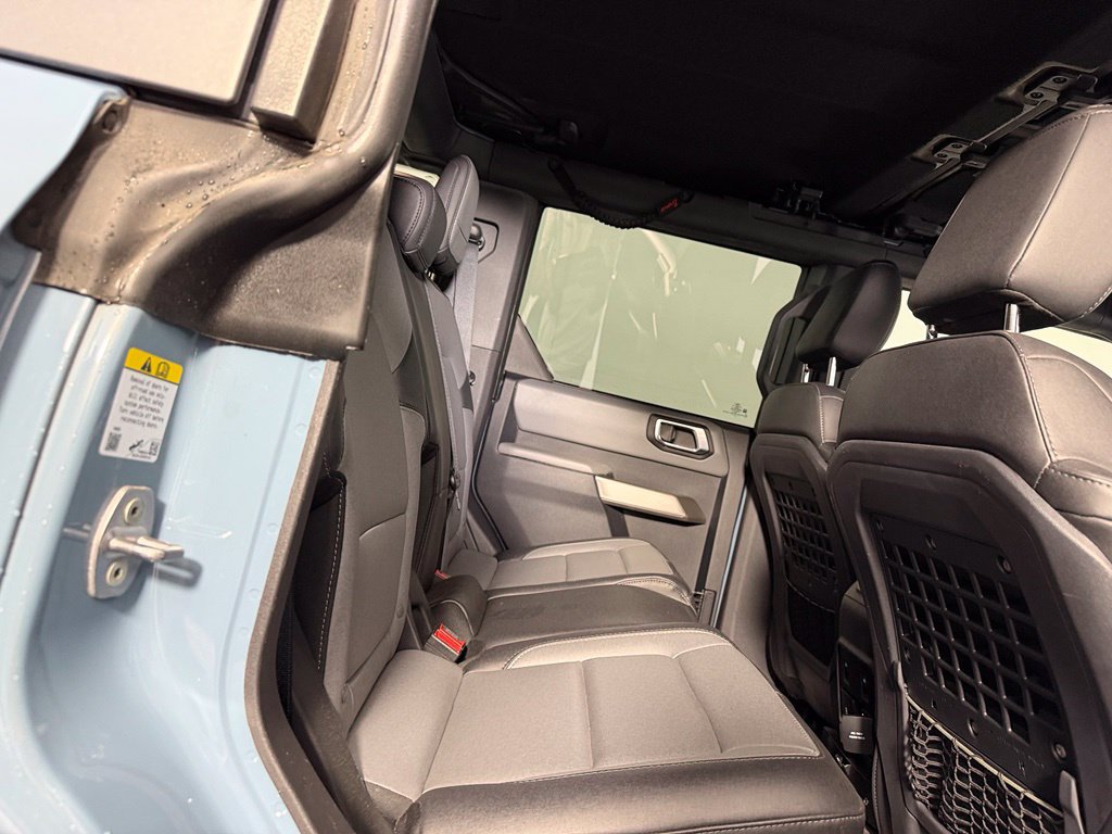 Used 2023 Ford Bronco Everglades AWD/4WD image 16