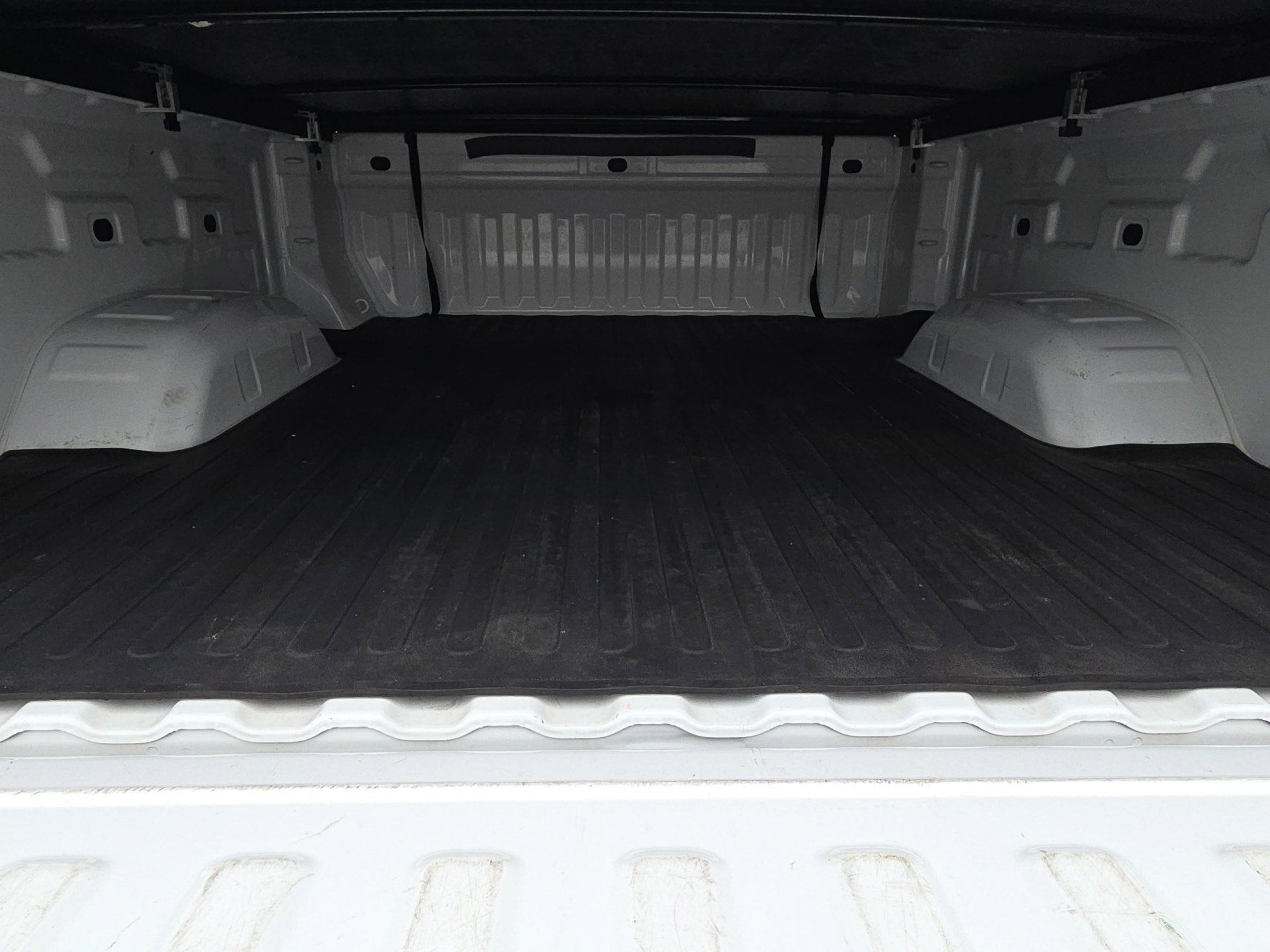 Certified 2024 Chevrolet Silverado 2500 Custom w/ Custom Value Package image 9