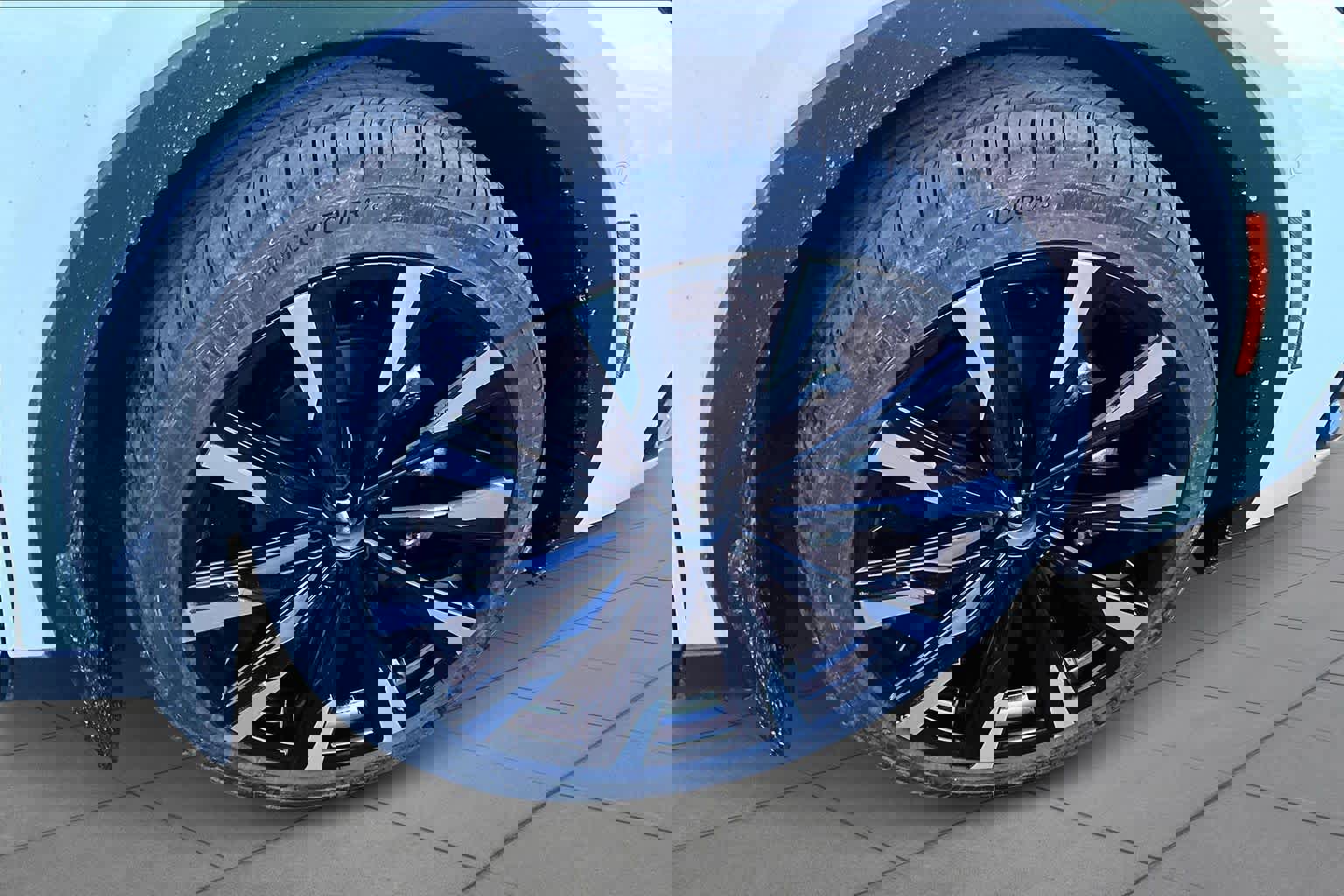 New 2026 Toyota Crown Platinum image 12