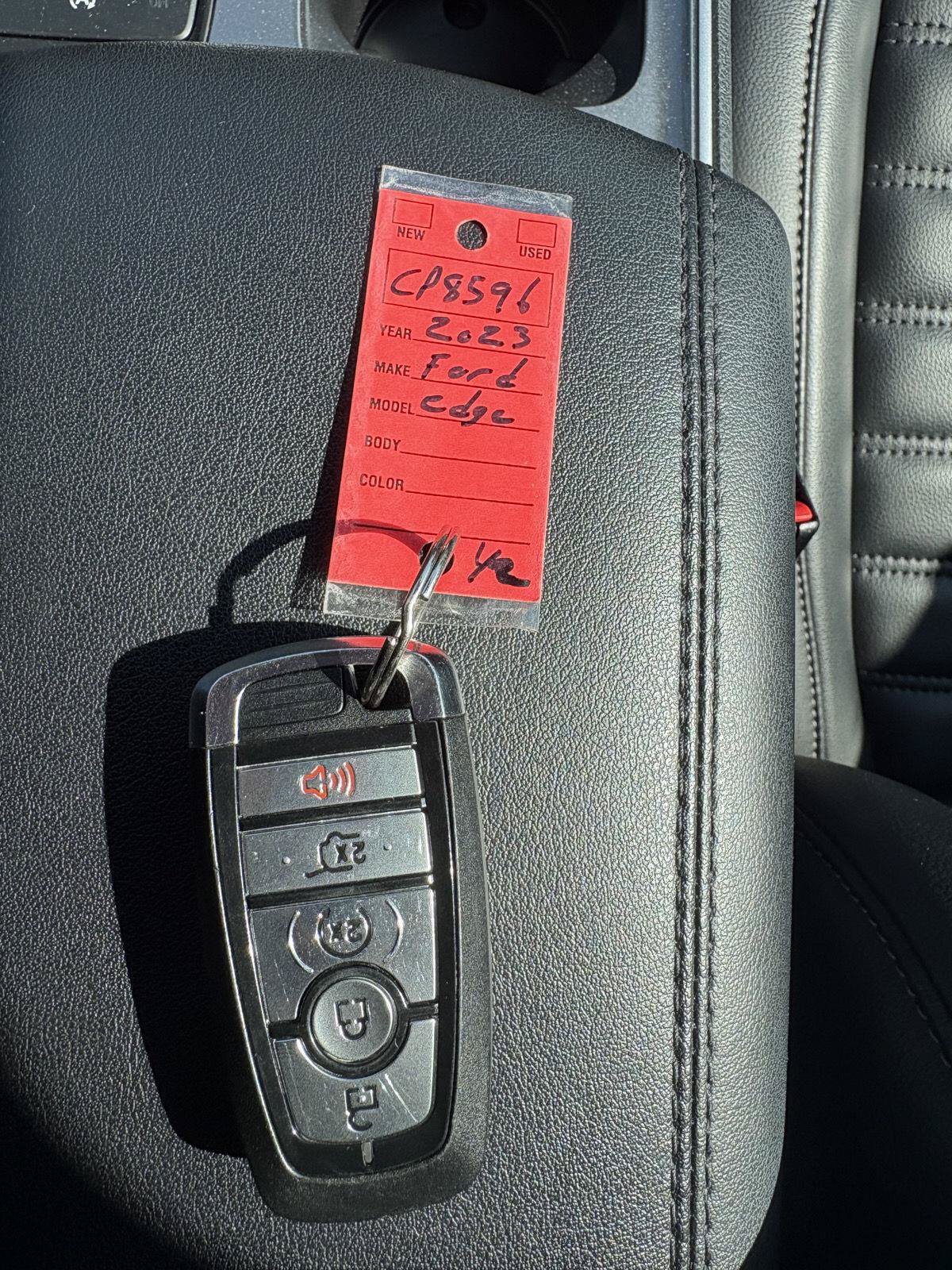 Used 2023 Ford Edge SEL w/ Convenience Package AWD/4WD image 28
