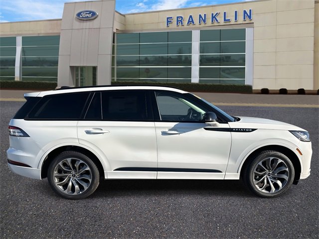 New 2026 Lincoln Aviator AWD w/ Jet Appearance Package image 8