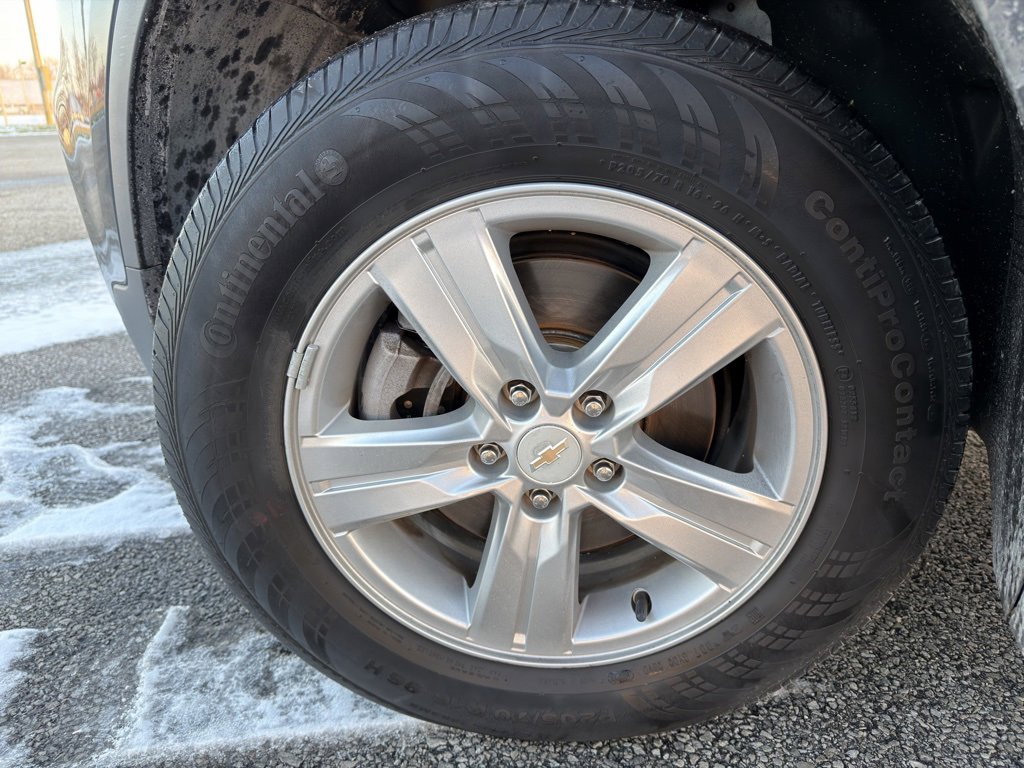 Used 2021 Chevrolet Trax LT w/ LT Convenience Package image 14