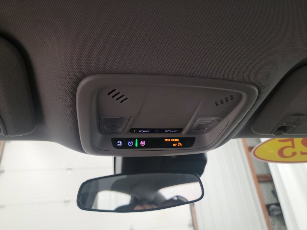 Used 2025 Chevrolet Malibu LT image 23