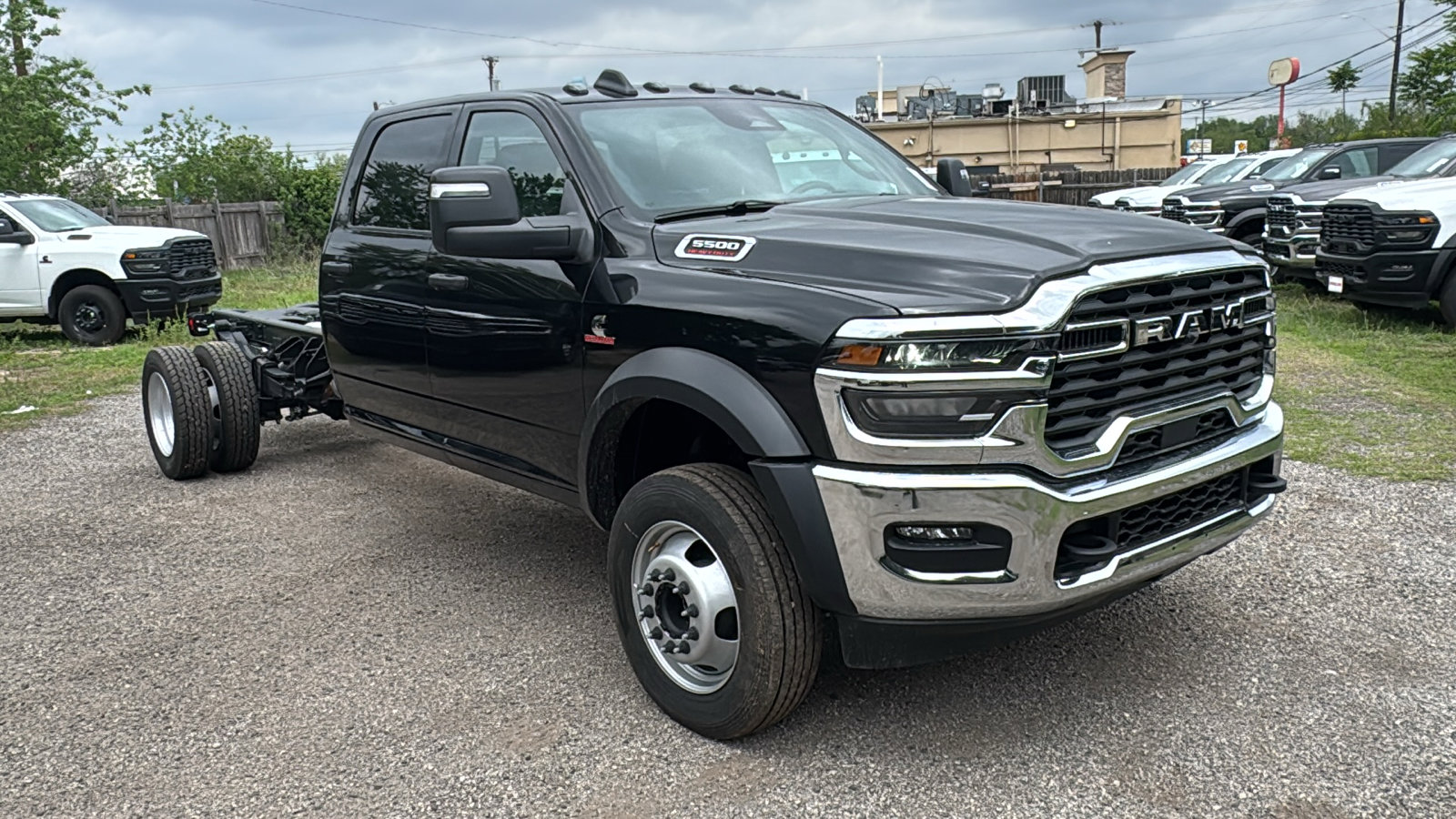 New 2026 RAM 5500 Tradesman w/ Chrome Appearance Group AWD/4WD image 3