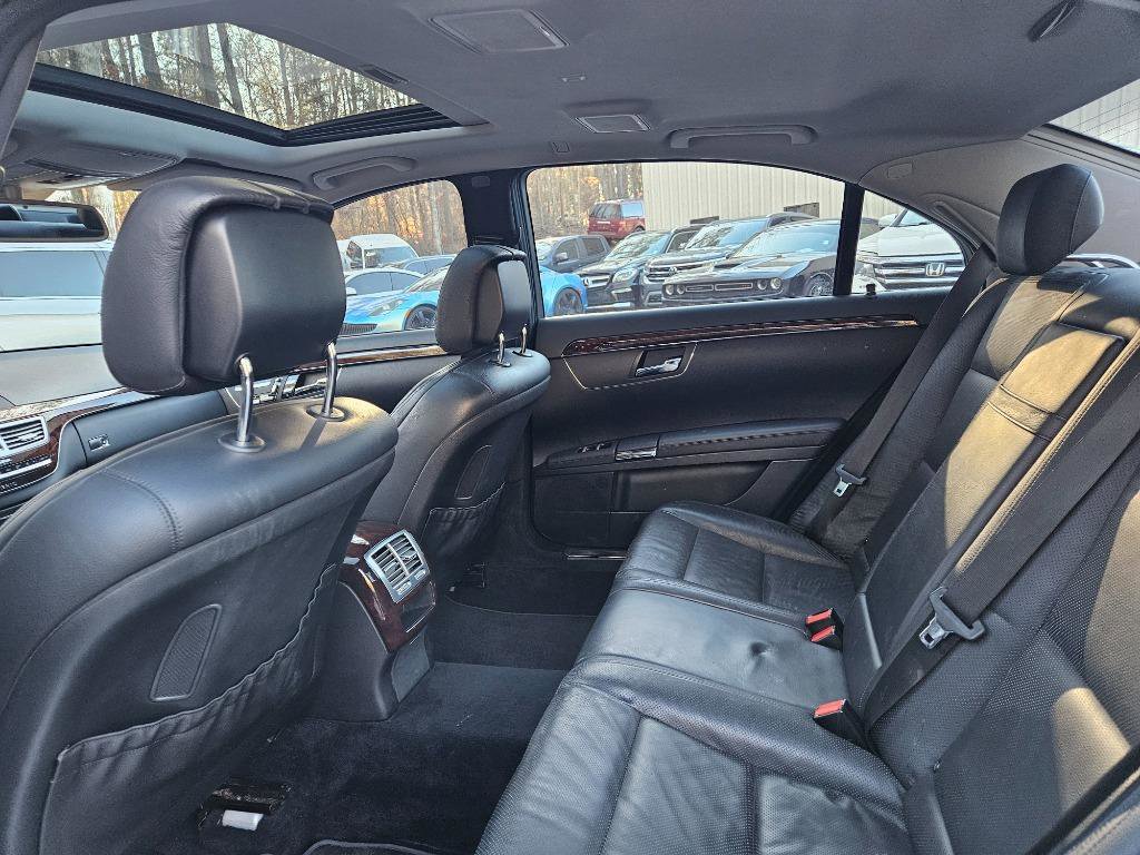 Used 2010 Mercedes-Benz S 400 image 22