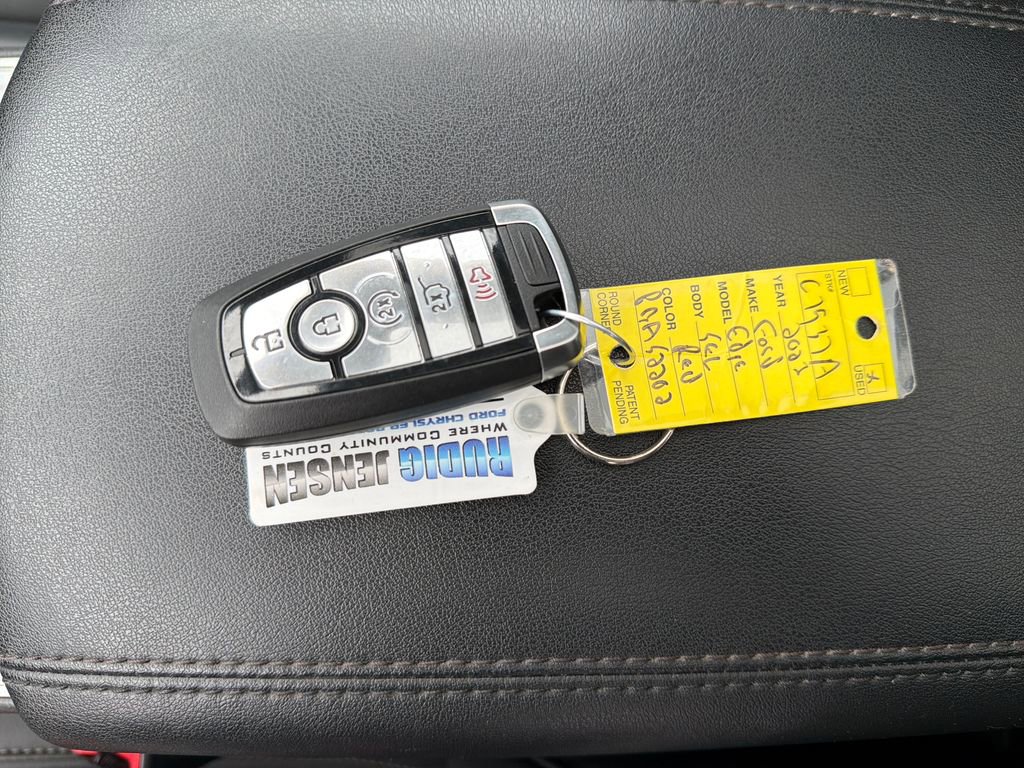 Used 2023 Ford Edge SEL w/ Convenience Package image 28