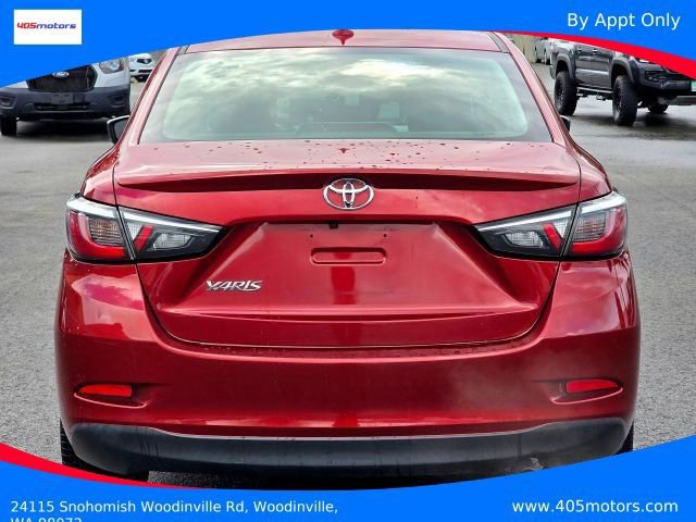 Used 2019 Toyota Yaris LE image 6