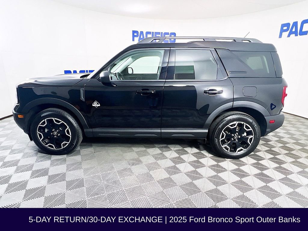 Used 2025 Ford Bronco Sport Outer Banks AWD/4WD image 5
