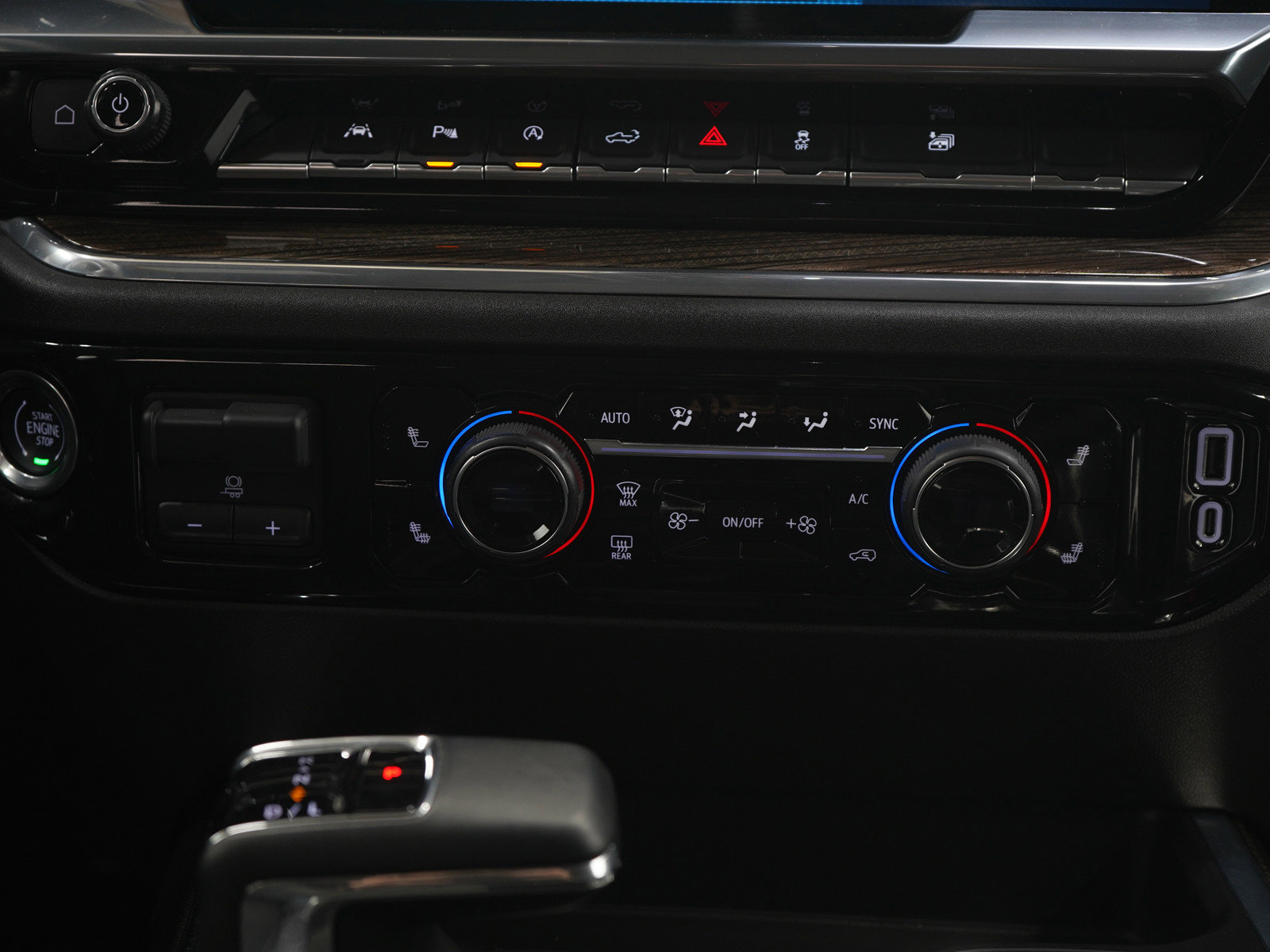 Used 2024 Chevrolet Silverado 1500 RST w/ Convenience Package II image 18