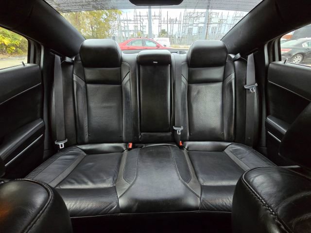 Used 2020 Dodge Charger SXT w/ Leather Interior Group image 19