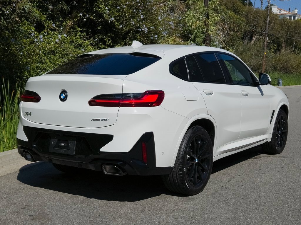 New 2025 BMW X4 xDrive30i w/ Premium Package image 5