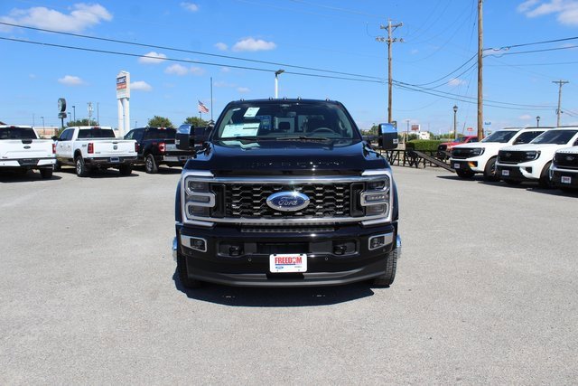 New 2026 Ford F450 Platinum image 2